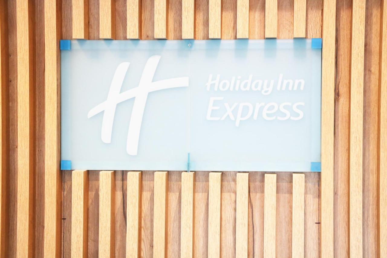 Holiday Inn Express, Chester Racecourse By Ihg Luaran gambar