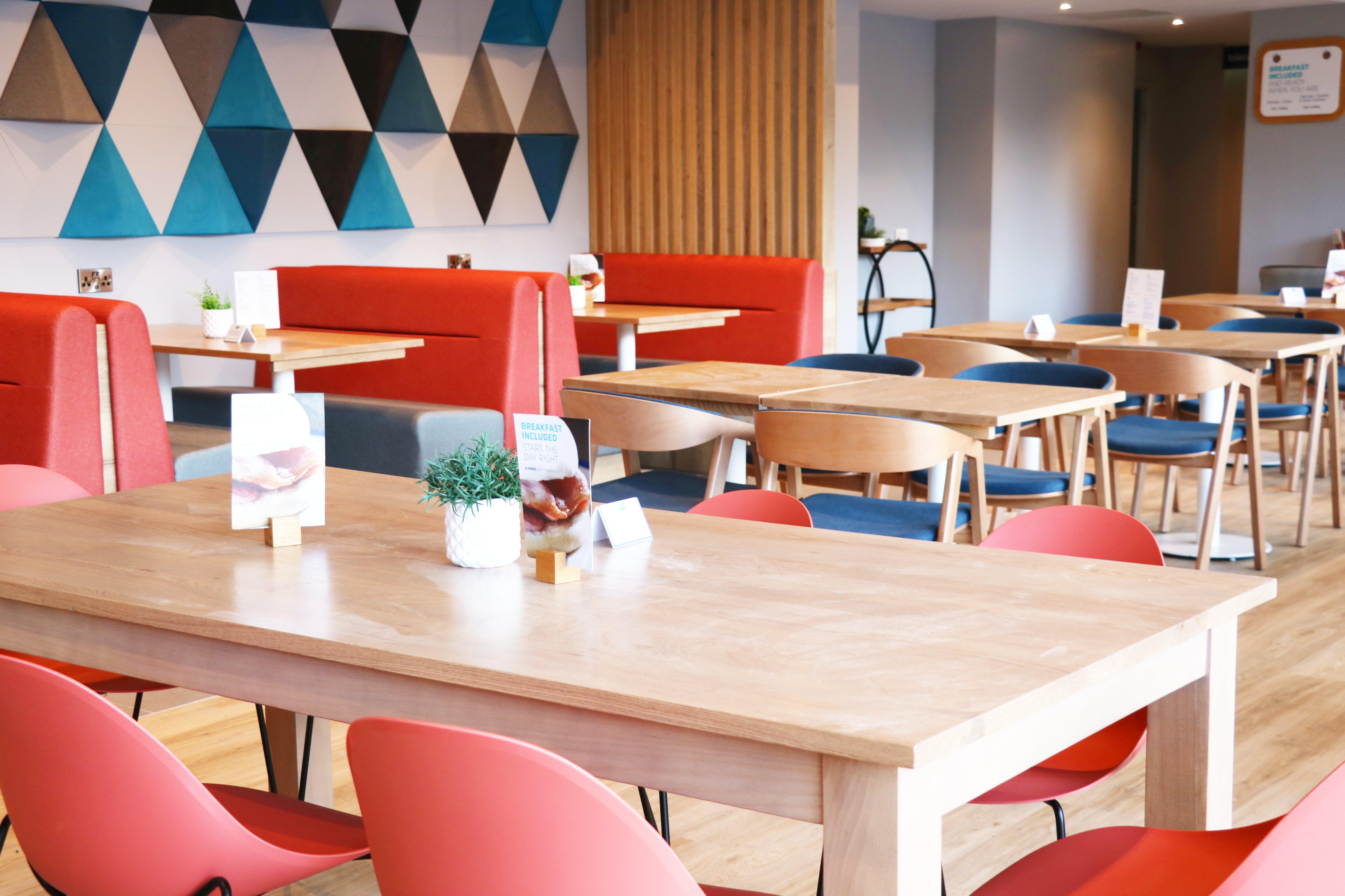 Holiday Inn Express, Chester Racecourse By Ihg Luaran gambar