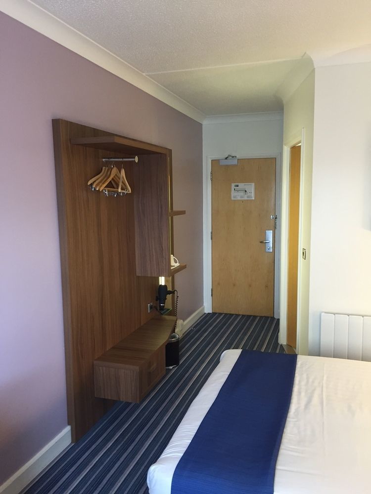 Holiday Inn Express, Chester Racecourse By Ihg Luaran gambar