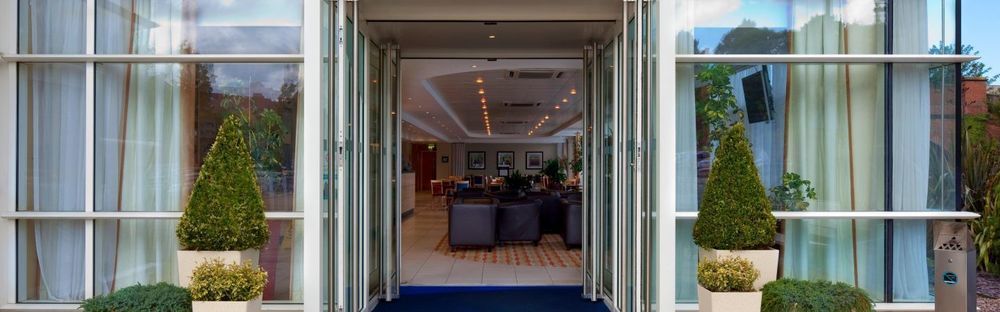 Holiday Inn Express, Chester Racecourse By Ihg Luaran gambar